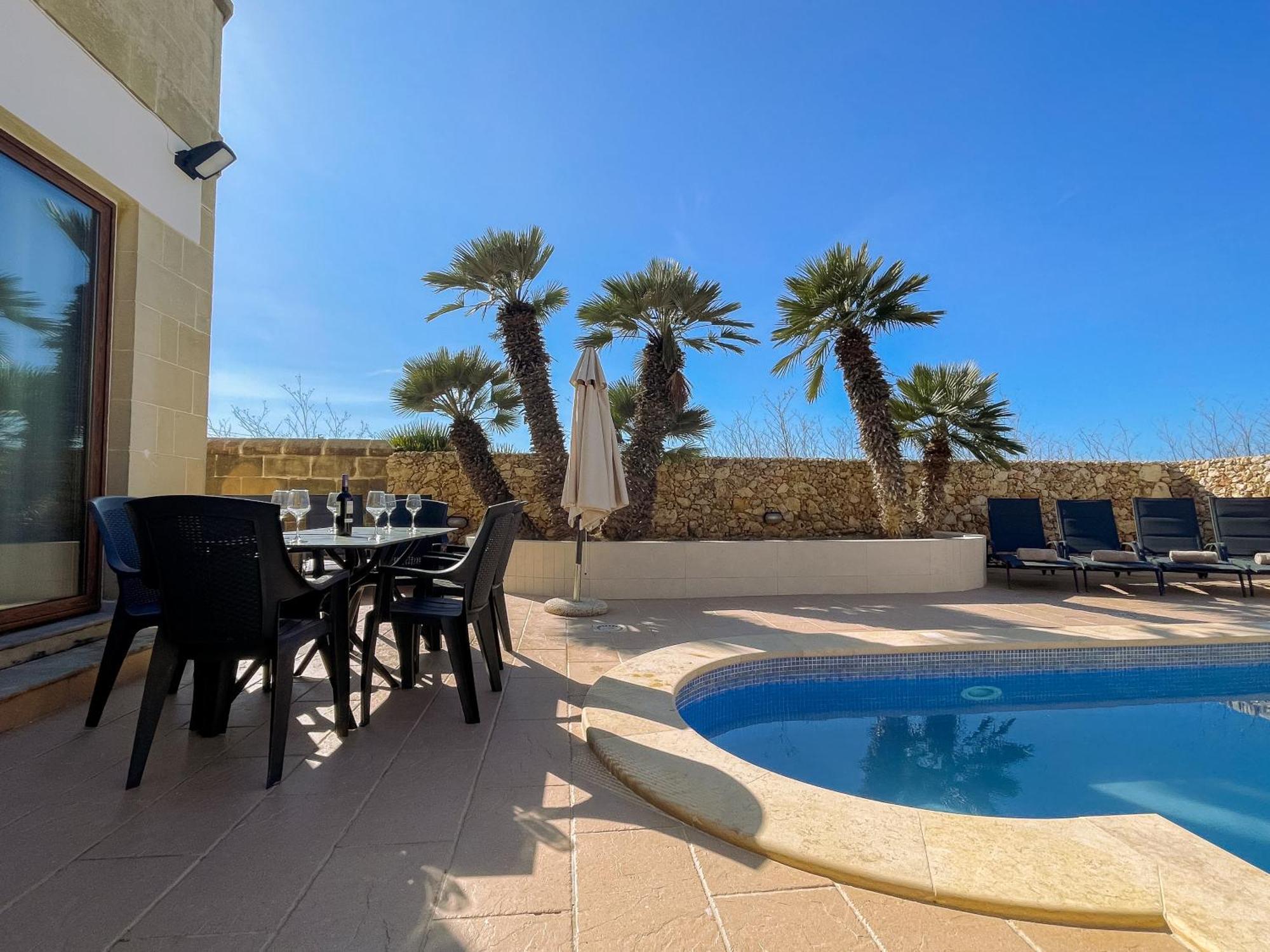 Villa Fieldend - Gozo Holiday Home Għarb Extérieur photo