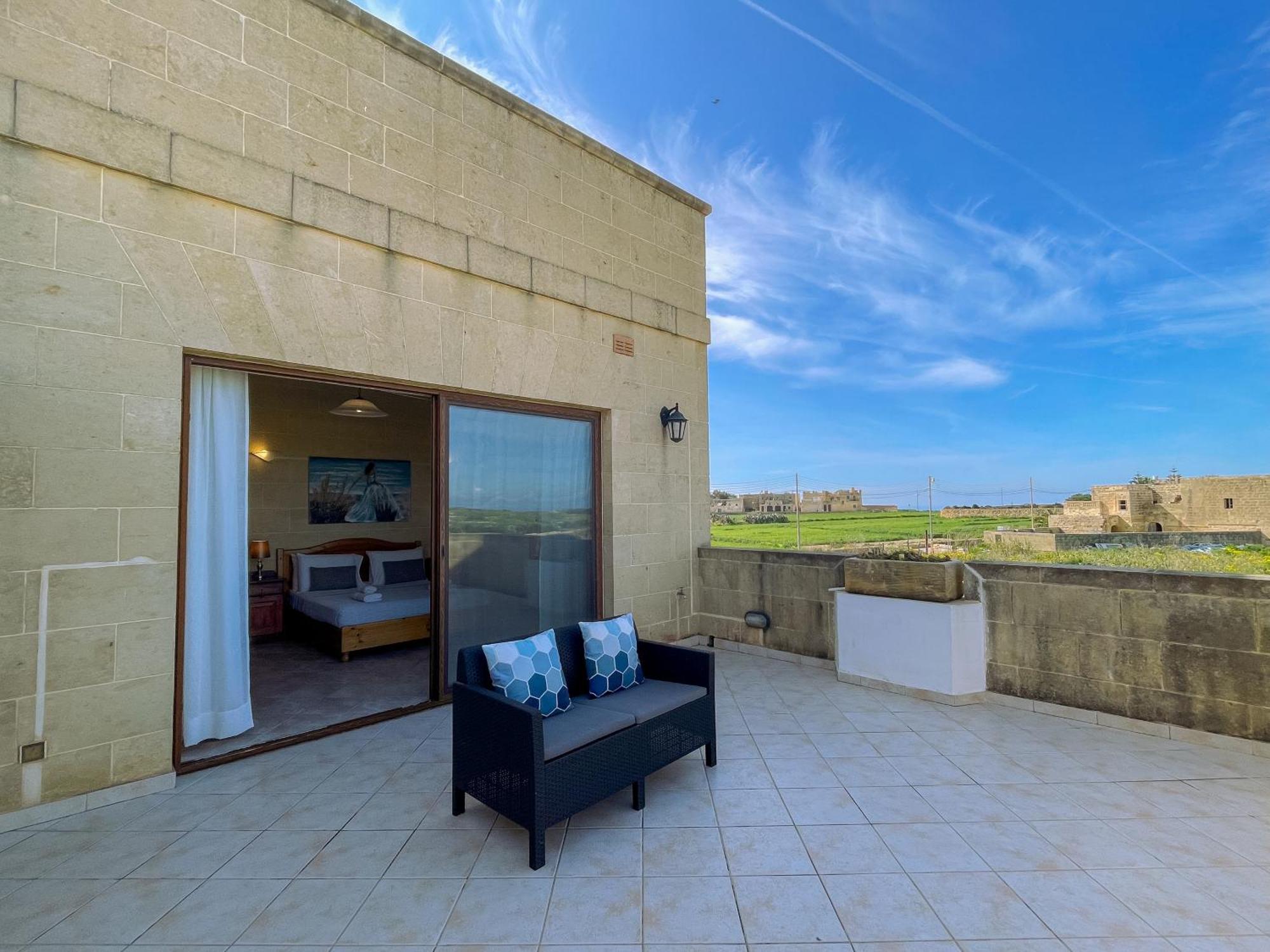 Villa Fieldend - Gozo Holiday Home Għarb Extérieur photo